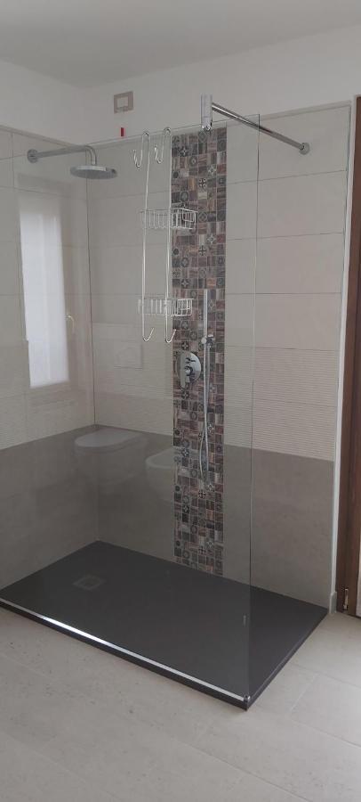 Casa Cimavilla Con Parcheggio Privato Gratuito Crevoladossola Bagian luar foto