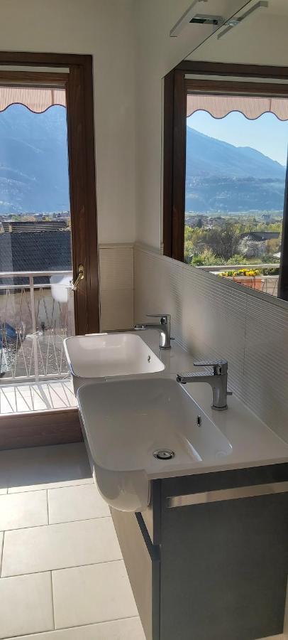 Casa Cimavilla Con Parcheggio Privato Gratuito Crevoladossola Bagian luar foto